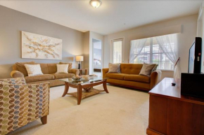 Cozy Condo wPrivate Balcony in Vista Cay Resort
